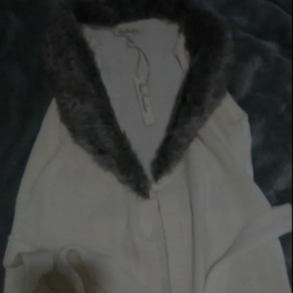 Cardigan - Picture 2 of 2